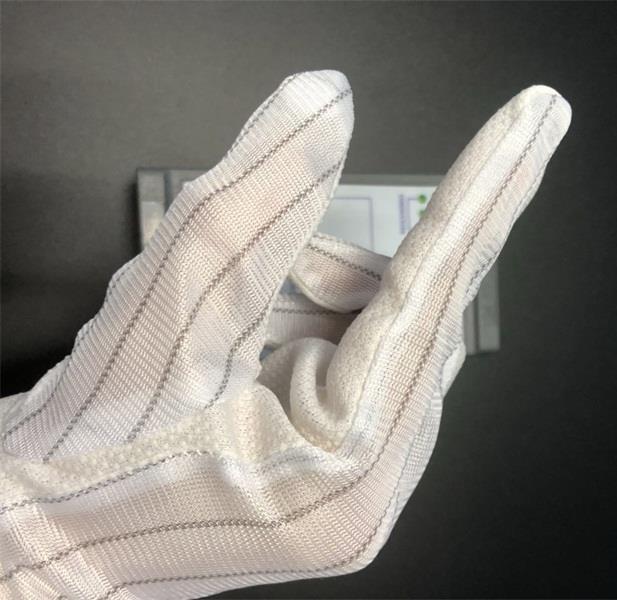 gants pointillés esd